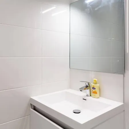 Rare Penfret - Studio Neuf & Cosy Avec Terrasse / Proche Centre-ville Et Fac / Stationnement Gratuit / 100m Du Bus Apartamento *